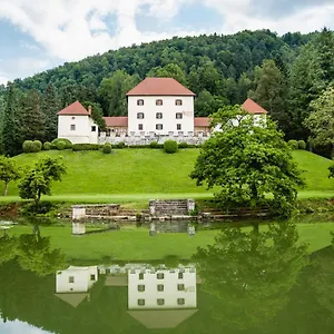 Villa Grad Strmol, Cerklje na Gorenjskem